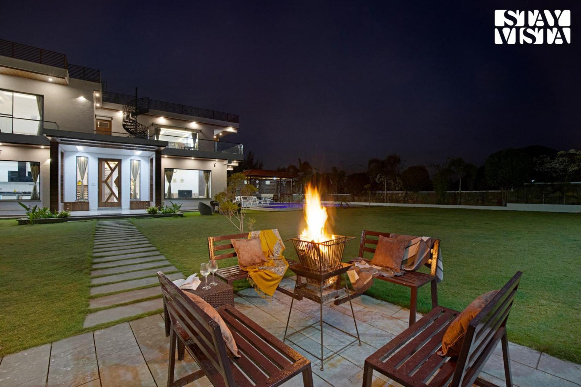 אודייפור Stayvista'S Bella Dream - Mountain-View With Outdoor Pool, Lawn Featuring A Gazebo & Indoor Games מראה חיצוני תמונה