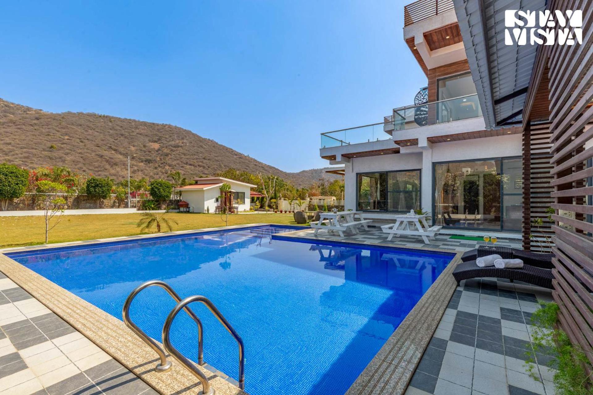אודייפור Stayvista'S Bella Dream - Mountain-View With Outdoor Pool, Lawn Featuring A Gazebo & Indoor Games מראה חיצוני תמונה